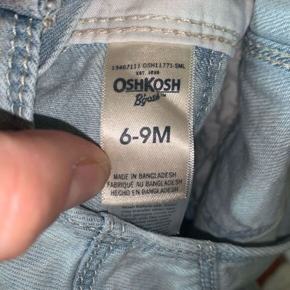 Oshkosh B’gosh light cherry embroidered 6-9 month overall shorts - Picture 3 of 3